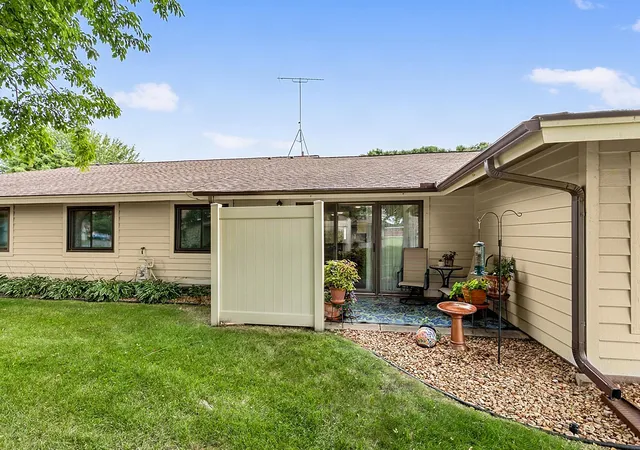 2nd image of 2526 15th St N, Saint Cloud, MN 56303 | MLS# 7126004