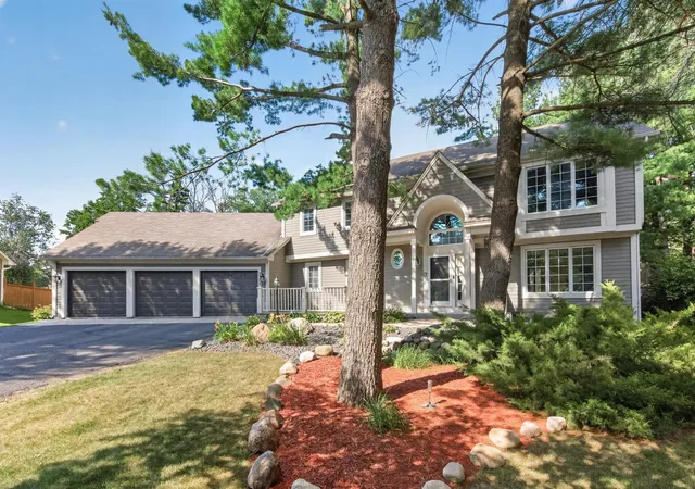 2nd image of 7305 Hidden Valley Trl S, Cottage Grove, MN 55016 | MLS# 7126018