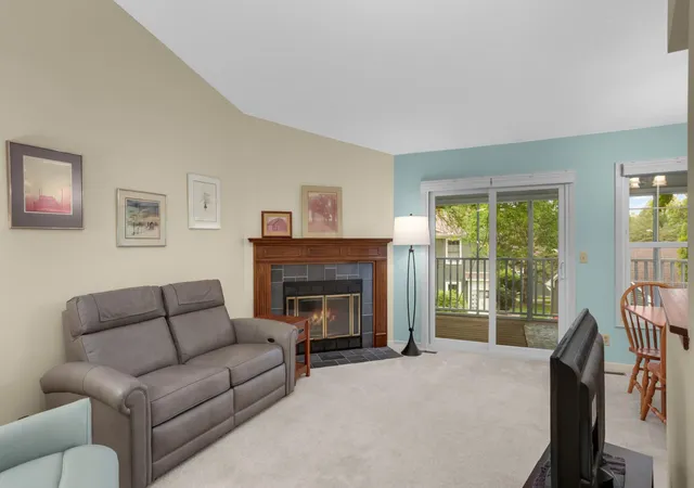 Photo 3 of Condo for sale at 10945 Quebec Ave S #13, Minneapolis, MN 55438 | MLS# 7126019 | Listing updated on 2026-10-15
