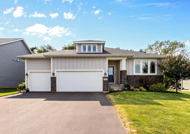 1st image of 651 Elizabeth Wy, Hudson, WI 54016 | MLS# 7126028