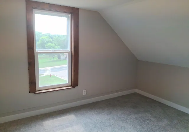 14th image of 321 3rd St W, Carver, MN 55315 | MLS# 7126039