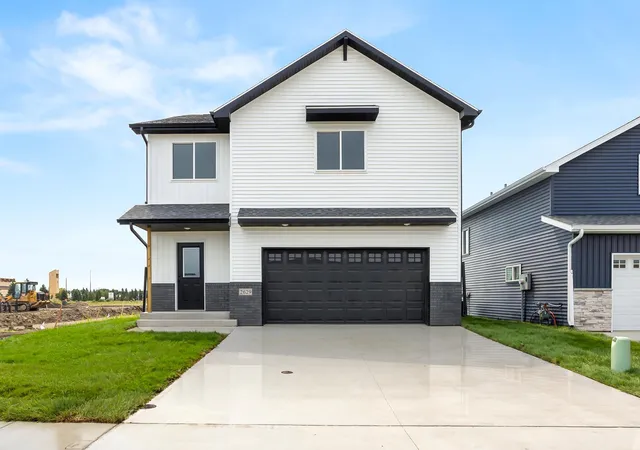 Photo 1 of Single family home for sale at 2629 38 Avenue S, Moorhead, MN 56560 | MLS# 7126047 | Listing updated on 2026-08-14