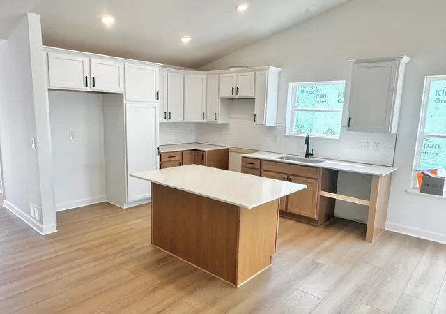 Photo 2 of Single family home for sale at 1905 Dogwood Ct, Carver, MN 55315 | MLS# 7126058 | Listing updated on 2026-09-15