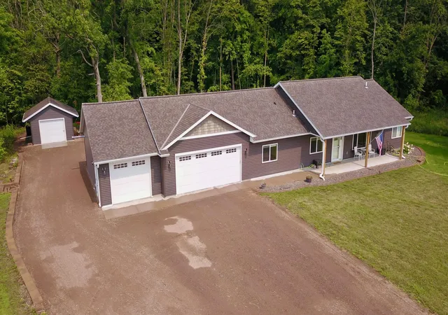 Photo 2 of Single family home for sale at 22 454th Boulevard, Harris, MN 55032 | MLS# 7126089 | Listing updated on 2026-09-04