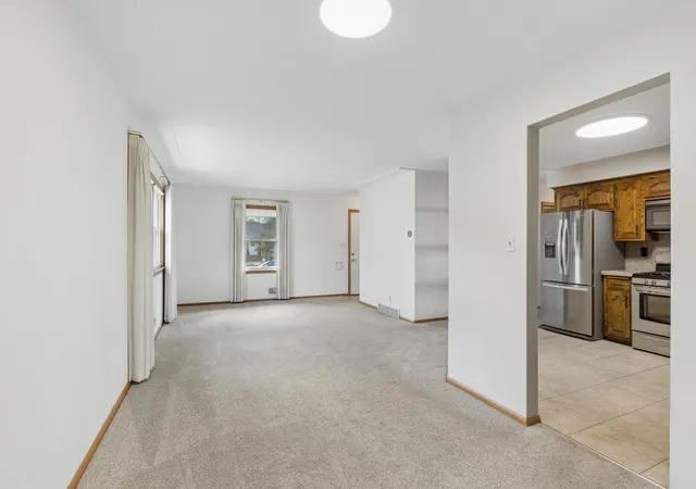 Photo 4 of Single family home for sale at 2047 Morgan Ave, Saint Paul, MN 55116 | MLS# 7126123 | Listing updated on 2026-10-07