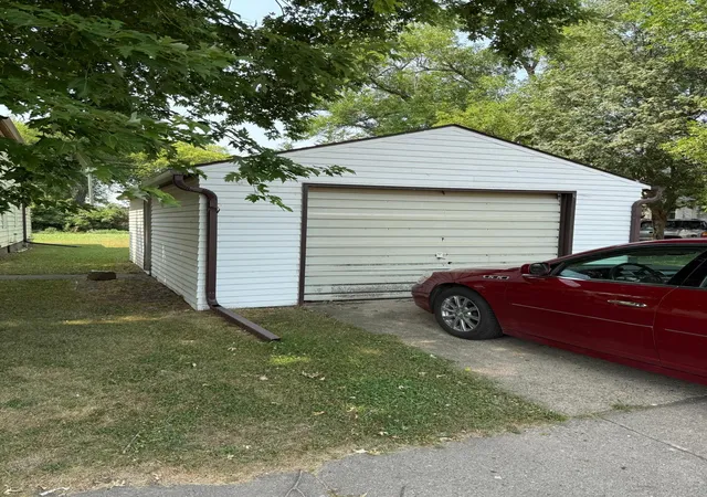Photo 2 of Single family home for sale at 114 3rd Street N, Fairmount, ND 58030 | MLS# 7126125 | Listing updated on 2026-08-28