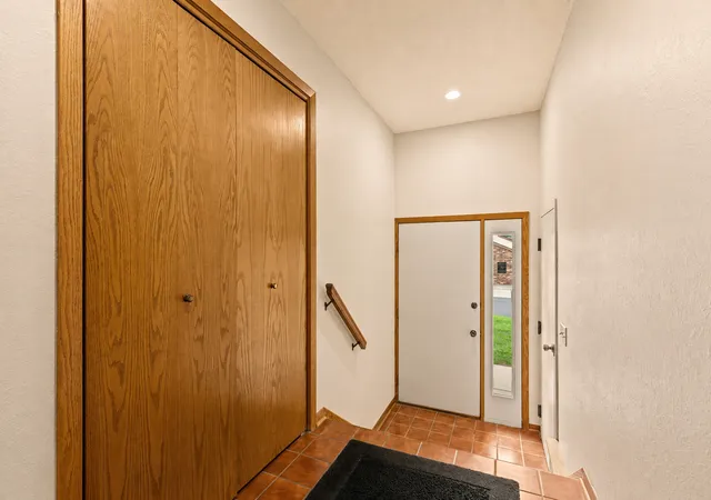 Photo 3 of Single family home for sale at 2831 26th Street Nw, Rochester, MN 55901 | MLS# 7126137 | Listing updated on 2026-08-27