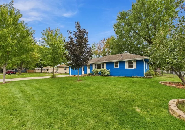 Photo 3 of Sale Pending at 4050 Upper 149th St W, Rosemount, MN 55068 | MLS# 7126146 | Listing updated on 2026-10-05