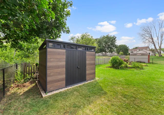 74th image of 7419 52nd St N, Saint Paul, MN 55128 | MLS# 7126149