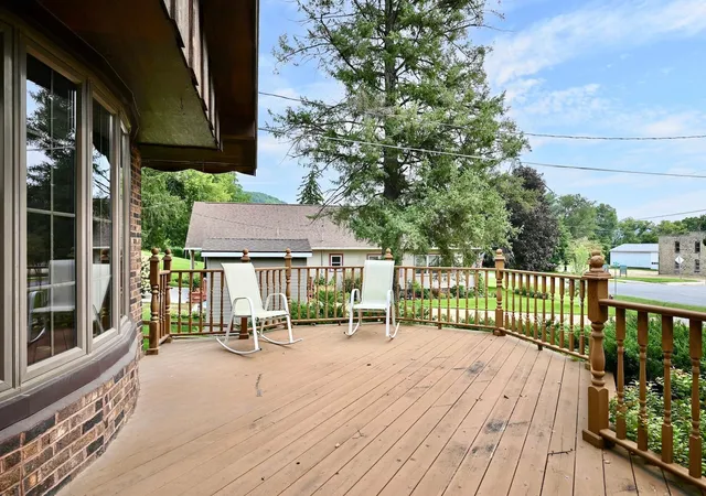 Photo 3 of Single family home for sale at 118 S Church St, Peterson, MN 55962 | MLS# 7126169 | Listing updated on 2026-08-31