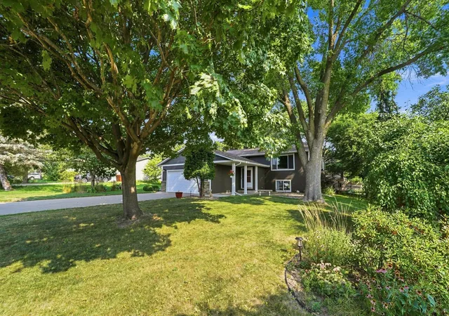 2nd image of 7470 Upper 26th St, Saint Paul, MN 55128 | MLS# 7126171
