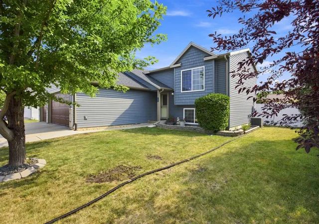 Photo 3 of Single family home for sale at 3606 34th Street S, Moorhead, MN 56560 | MLS# 7126178 | Listing updated on 2026-09-20