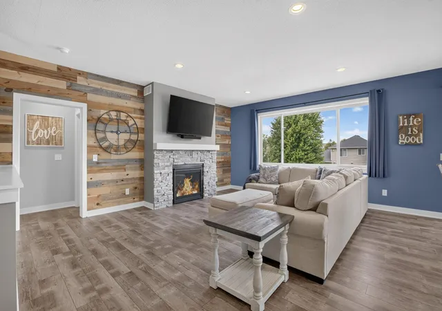 4th image of 1119 Cubasue Ct, Shakopee, MN 55379 | MLS# 7126186