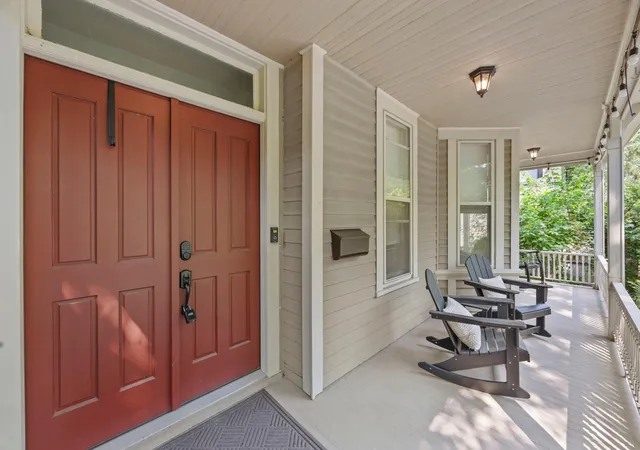 Photo 3 of Single family home for sale at 695 Fairmount Ave, Saint Paul, MN 55105 | MLS# 7126199 | Listing updated on 2026-09-03