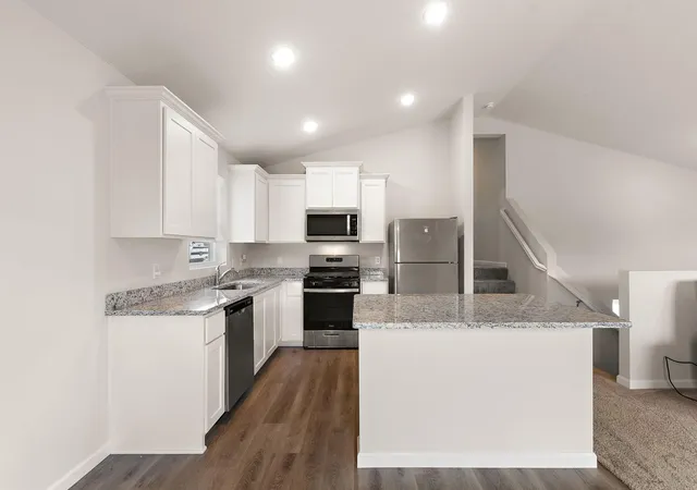 2nd image of 18762 Grant St Nw, Elk River, MN 55330 | MLS# 7126202
