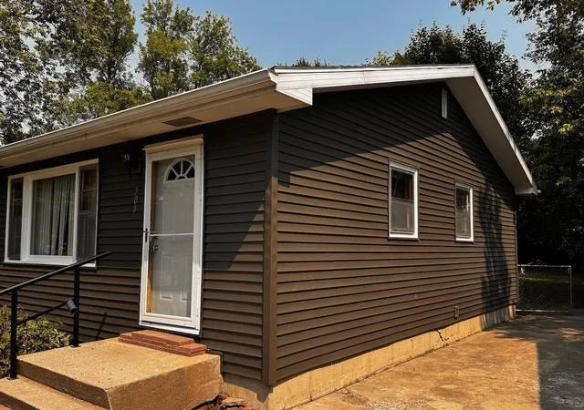 Photo 2 of Single family home for sale at 706 20th Street N, Moorhead, MN 56560 | MLS# 7126212 | Listing updated on 2026-08-13
