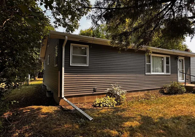 Photo 3 of Single family home for sale at 706 20th Street N, Moorhead, MN 56560 | MLS# 7126212 | Listing updated on 2026-08-13