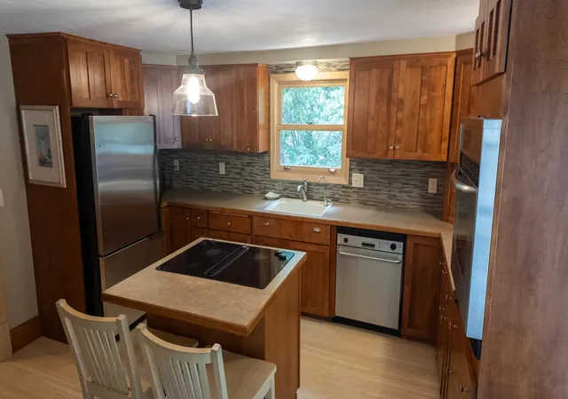 Photo 4 of Single family home for sale at 409 N 4th Street, Marshall, MN 56258 | MLS# 7126214 | Listing updated on 2026-09-15