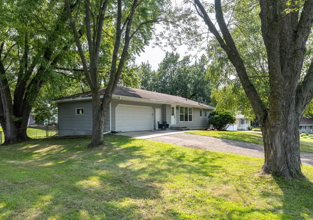 Photo 44 of Single family home for sale at 2509 W 140th Street, Burnsville, MN 55337 | MLS# 7126218 | Listing updated on 2026-08-21