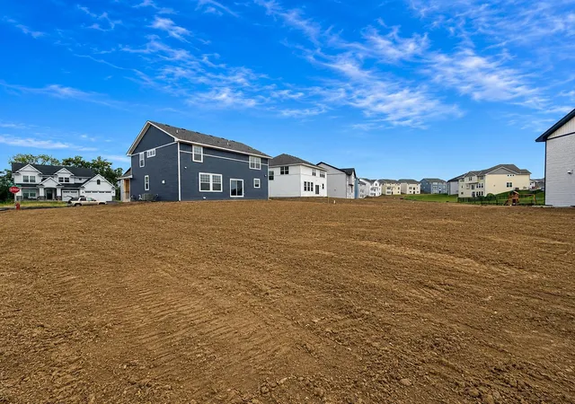 2nd image of 20008 67th Ave, Hamel, MN 55340 | MLS# 7126226