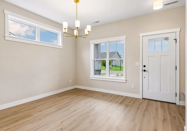 5th image of 1400 Anchor Ave, River Falls, WI 54022 | MLS# 7126270