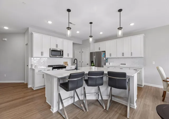 Photo 2 of Single family home for sale at 9729 4th St N, Lake Elmo, MN 55042 | MLS# 7126299 | Listing updated on 2026-10-01