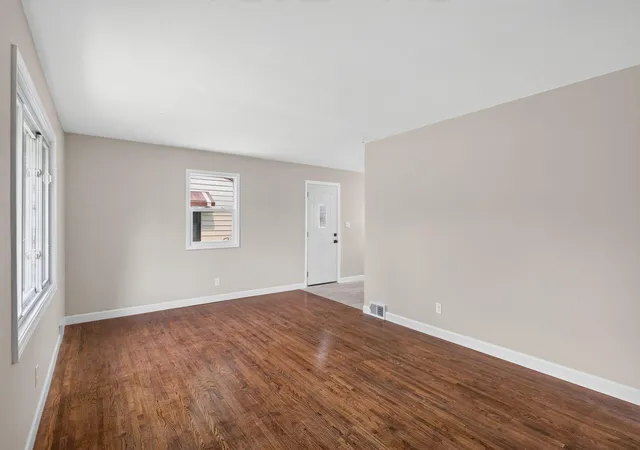 Photo 3 of Sale Pending at 2231 Maryland Ave E, Saint Paul, MN 55119 | MLS# 7126300 | Listing updated on 2026-08-24