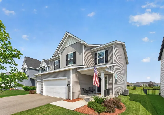 2nd image of 1225 Orchard Ct, Waconia, MN 55387 | MLS# 7126306