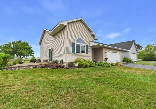 1st image of 1670 Peach Ct Ne, Sauk Rapids, MN 56379 | MLS# 7126310