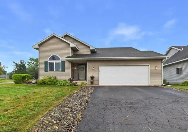2nd image of 1670 Peach Ct Ne, Sauk Rapids, MN 56379 | MLS# 7126310