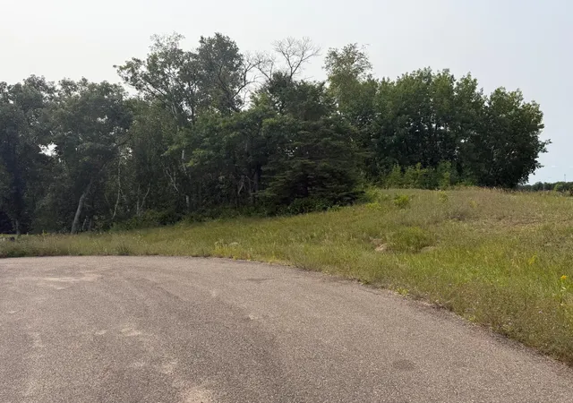 1st image of Tbd Del's Ct Ne, Bemidji, MN 56601 | MLS# 7126313