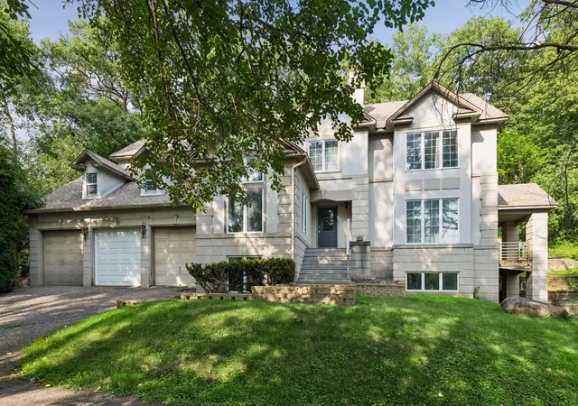 1st image of 3215 Hazelwood W, Wayzata, MN 55391 | MLS# 7126314