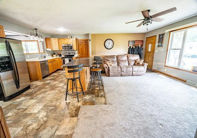 4th image of 288 E Summit Ave, Ellsworth, WI 54011 | MLS# 7126320