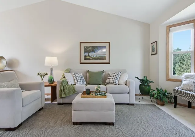 Photo 3 of Single family home for sale at 899 Wert Rd, Hudson, WI 54016 | MLS# 7126324 | Listing updated on 2026-10-05