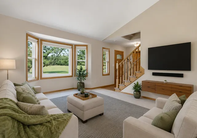 Photo 4 of Single family home for sale at 899 Wert Rd, Hudson, WI 54016 | MLS# 7126324 | Listing updated on 2026-10-05