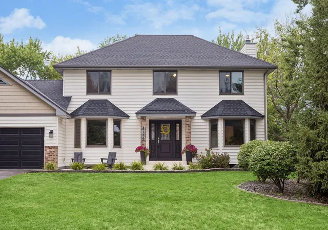 Photo 2 of Sale Pending at 9136 Pinehurst Rd, Saint Paul, MN 55125 | MLS# 7126326 | Listing updated on 2026-08-27