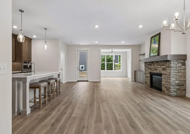 image of 2915 Thompson Dr, River Falls, WI 54022 | MLS# 7126338