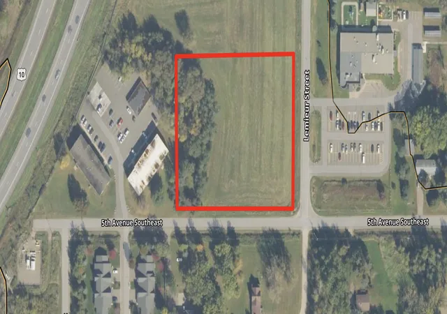 1st image of 500 Lemieur St, Little Falls, MN 56345 | MLS# 7126356