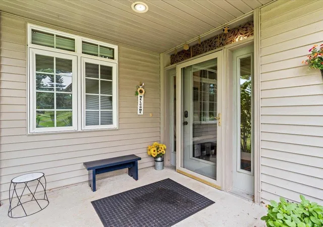 Photo 3 of Single family home for sale at 4612 Hemlock Ln, Pequot Lakes, MN 56472 | MLS# 7126362 | Listing updated on 2026-08-18