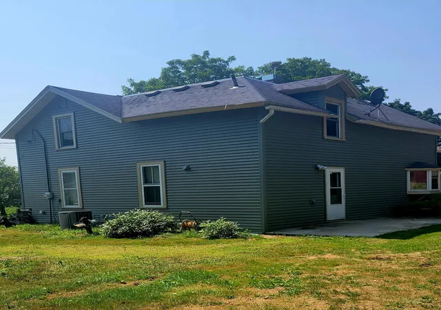 2nd image of 1529 Bush St, Red Wing, MN 55066 | MLS# 7126367