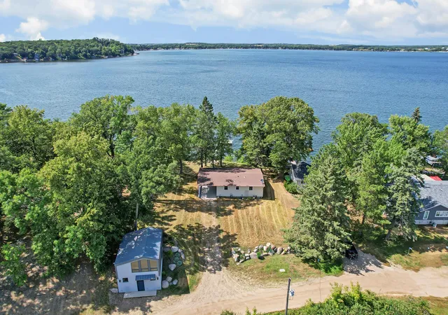Photo 1 of Single family home for sale at 20971 Summer Hvn Rd, Pelican Rapids, MN 56572 | MLS# 7126388 | Listing updated on 2026-08-30