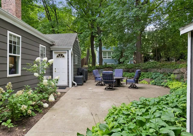 Photo 17 of Sale Pending at 21175 Minnetonka Blvd, Shorewood, MN 55331 | MLS# 7126389 | Listing updated on 2026-08-21