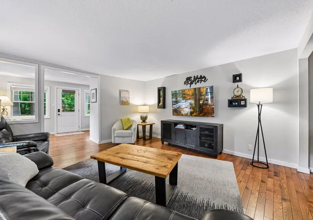 Photo 3 of Sale Pending at 21175 Minnetonka Blvd, Shorewood, MN 55331 | MLS# 7126389 | Listing updated on 2026-08-21