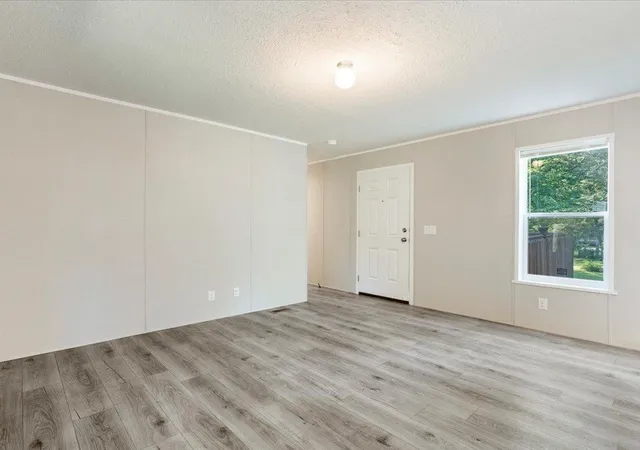 Photo 3 of Single family home for sale at 37471 Deer Ridge Dr, Crosslake, MN 56442 | MLS# 7126391 | Listing updated on 2026-08-27
