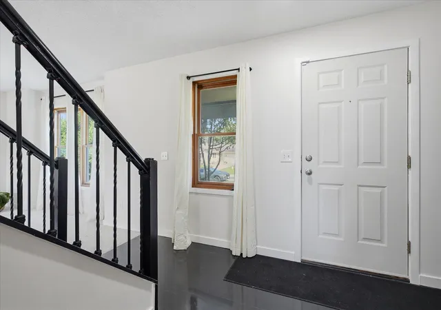 Photo 4 of Sale Pending at 20955 Jamestown Ave, Lakeville, MN 55044 | MLS# 7126403 | Listing updated on 2026-09-29