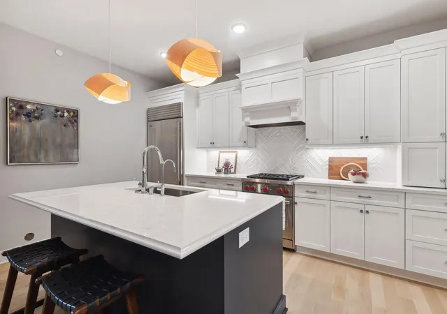 Photo 2 of Condo for sale at 222 Ferndale Rd S #303, Wayzata, MN 55391 | MLS# 7126415 | Listing updated on 2026-09-29