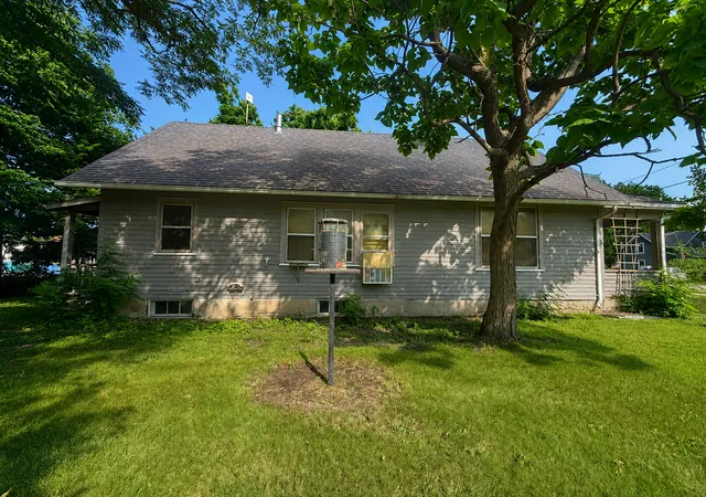 4th image of 105 Central Ave W, Medford, MN 55049 | MLS# 7126429