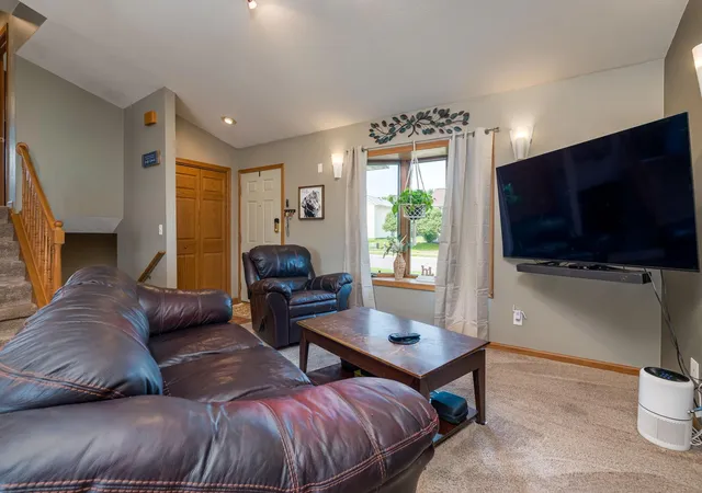 Photo 3 of Single family home for sale at 1114 Engesser Ln, Saint Peter, MN 56082 | MLS# 7126441 | Listing updated on 2026-08-28