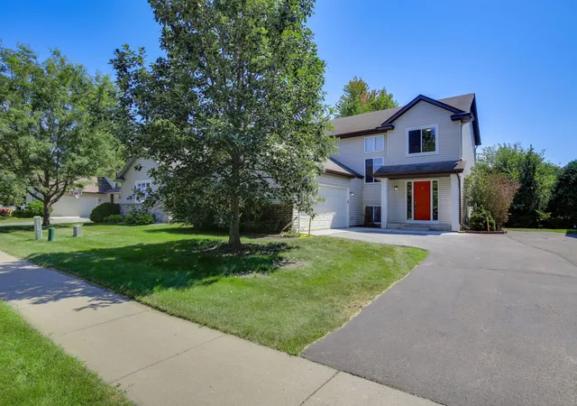 2nd image of 1676 Philipp Wy, Shakopee, MN 55379 | MLS# 7126448