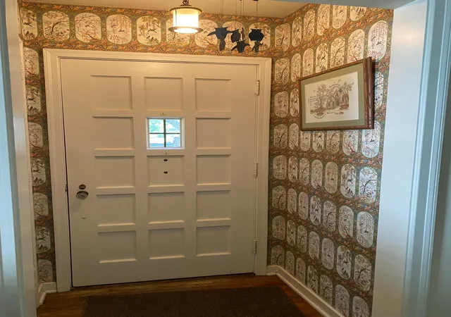 Photo 3 of Sale Pending at 708 8th Street Sw, Willmar, MN 56201 | MLS# 7126449 | Listing updated on 2026-08-31